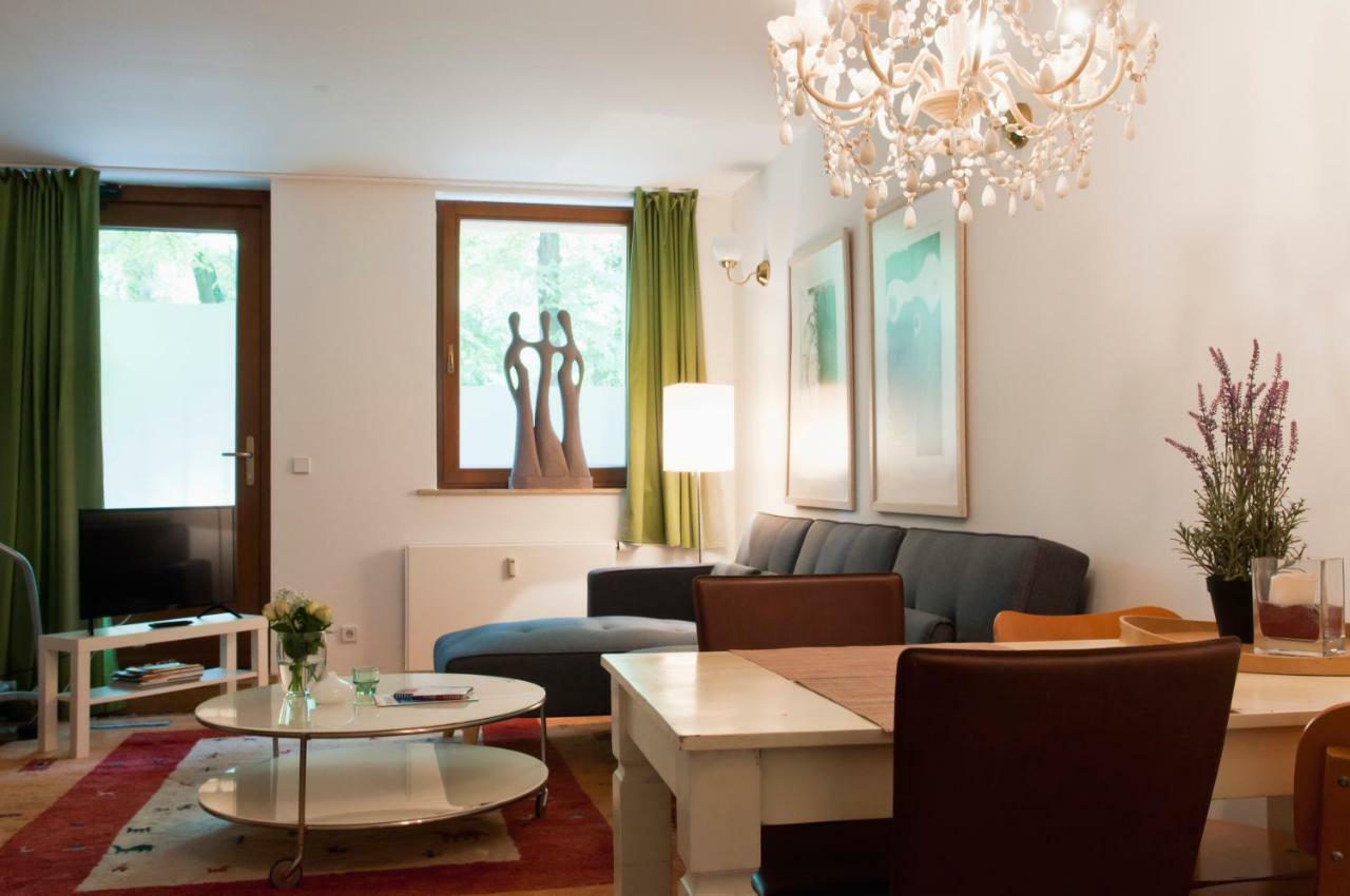 Beautiful Park Apartment For 4 Guests Berlin Bagian luar foto