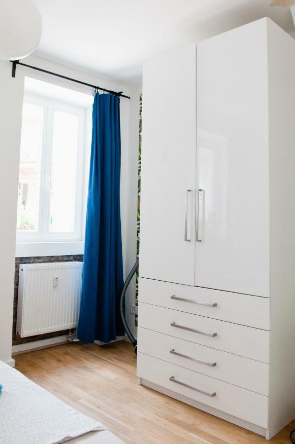 Beautiful Park Apartment For 4 Guests Berlin Bagian luar foto